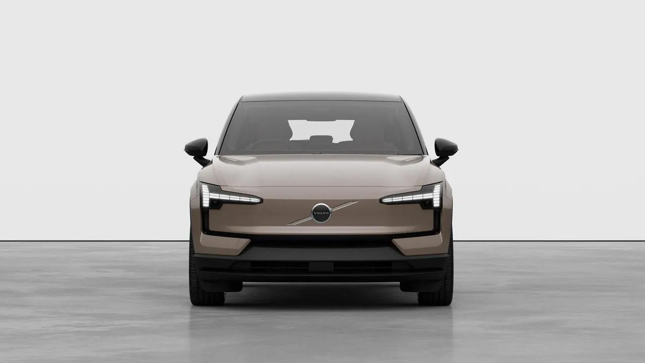 Volvo Ex30 photo 3