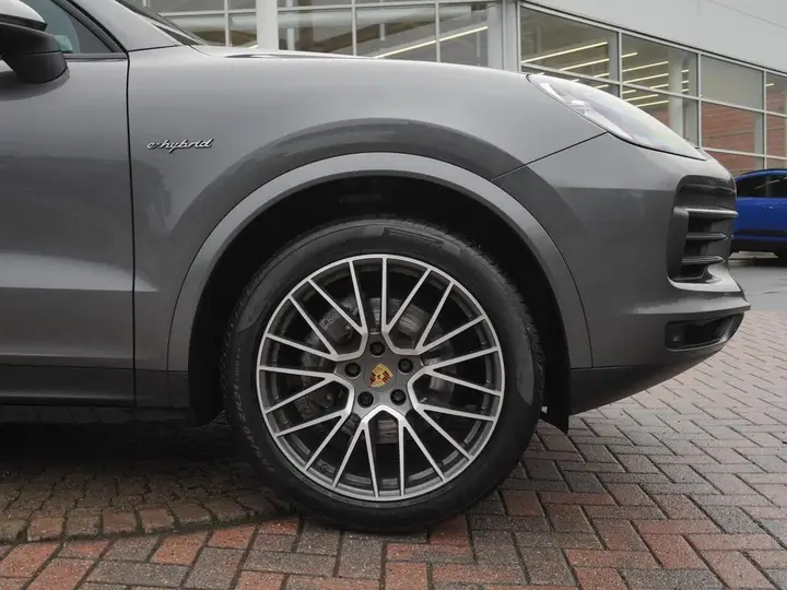 Porsche Cayenne 2021 photo 4