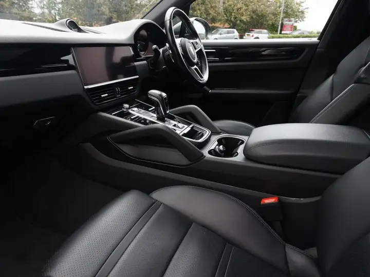Porsche Cayenne 2021 photo 3