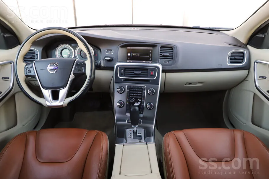Volvo S60 2011 photo 5