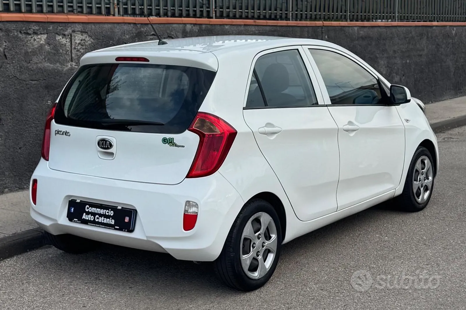 Kia Picanto 2013 photo 4