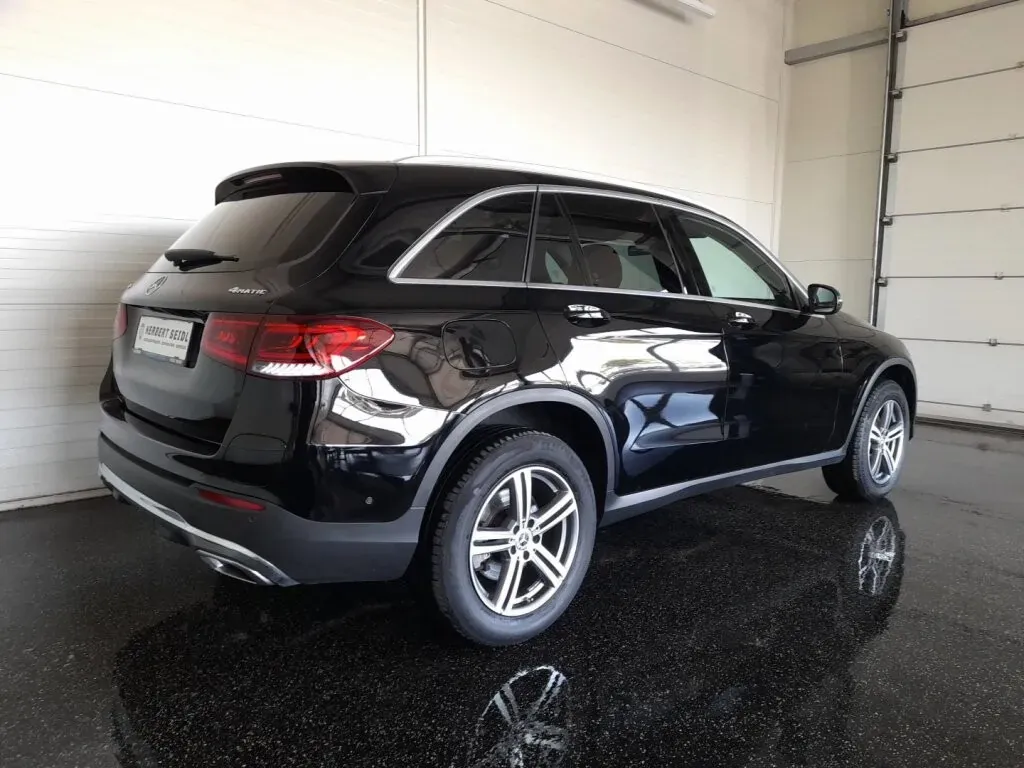 Mercedes-Benz Glc 2022 photo 2
