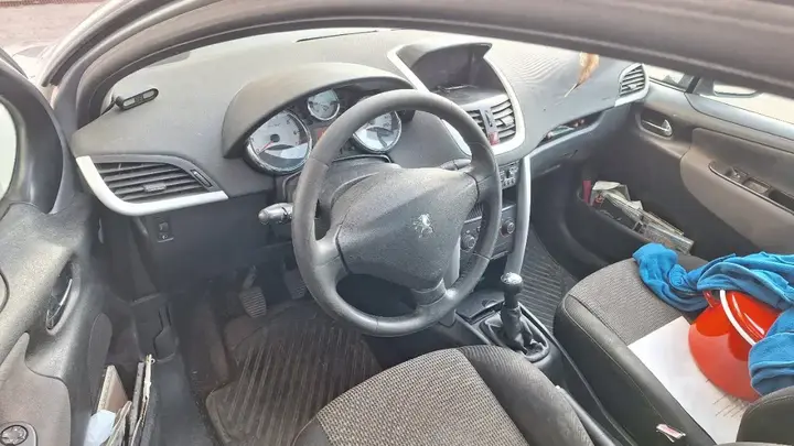 Peugeot 207 Sw 2009 photo 2