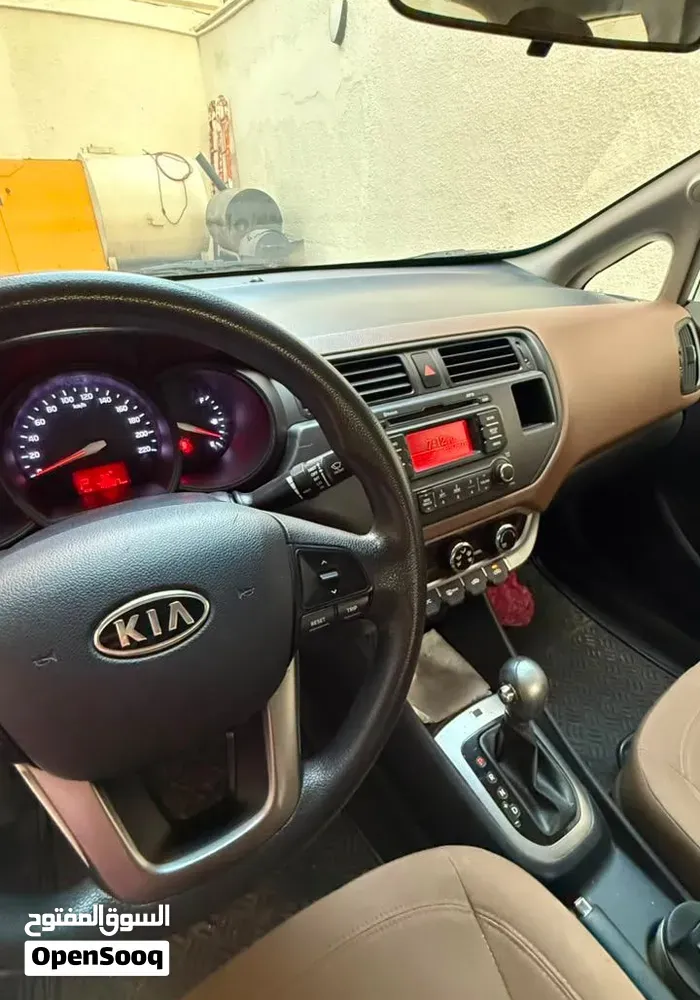 Kia Rio 2010 photo 2