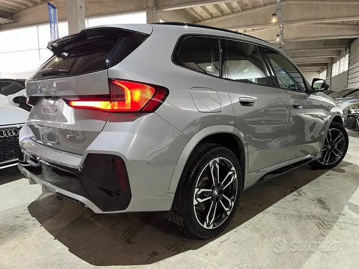 BMW X1 2025 photo 4