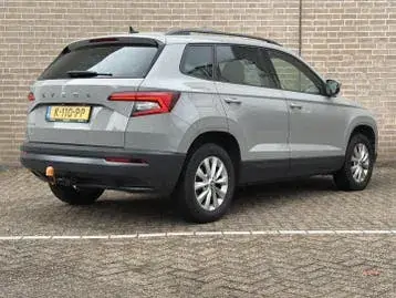 Skoda Karoq 2021 photo 2