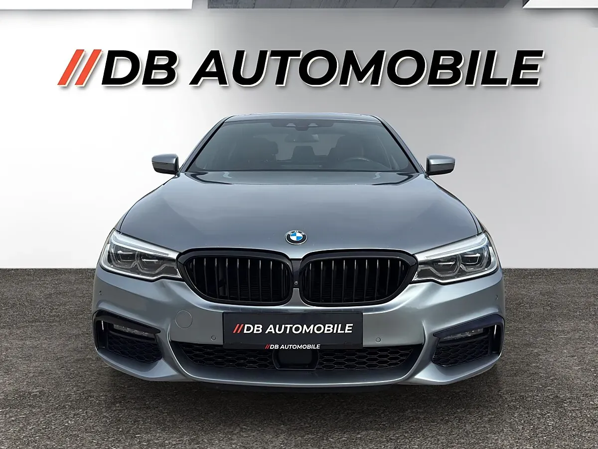 BMW 5 Series 2019 photo 2