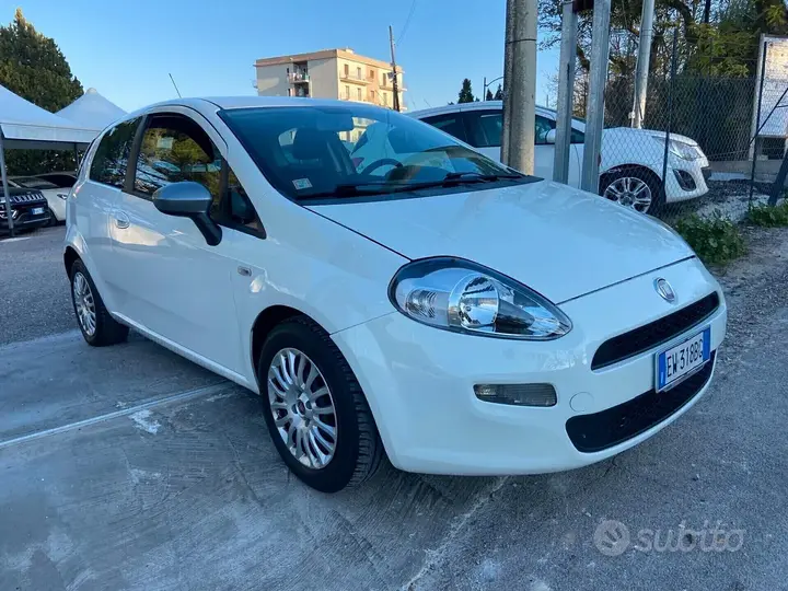 Fiat Punto 2014 photo 4