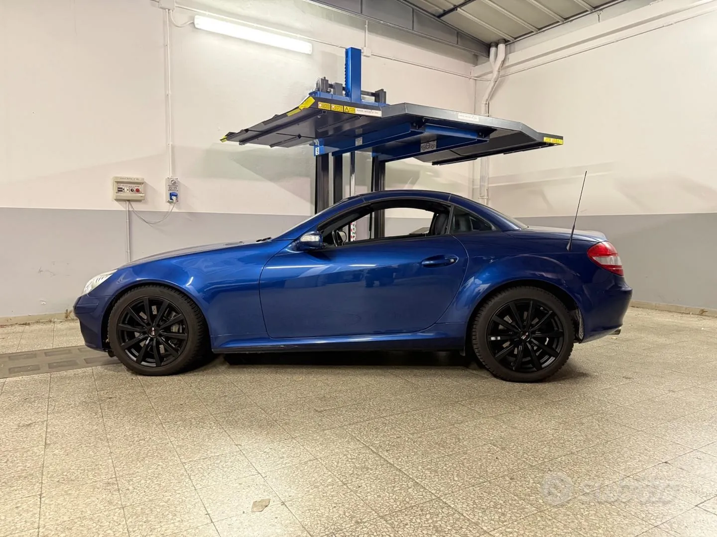 Mercedes-Benz Slk 350 2005 photo 2