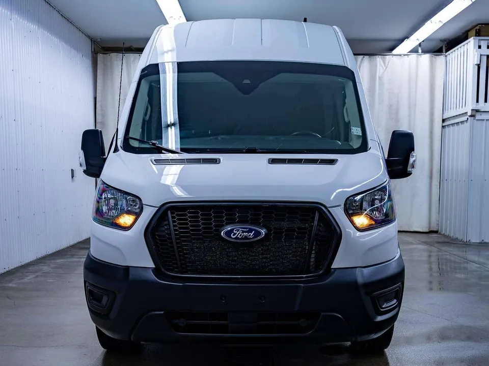 Ford Transit Cargo 2021 photo 4