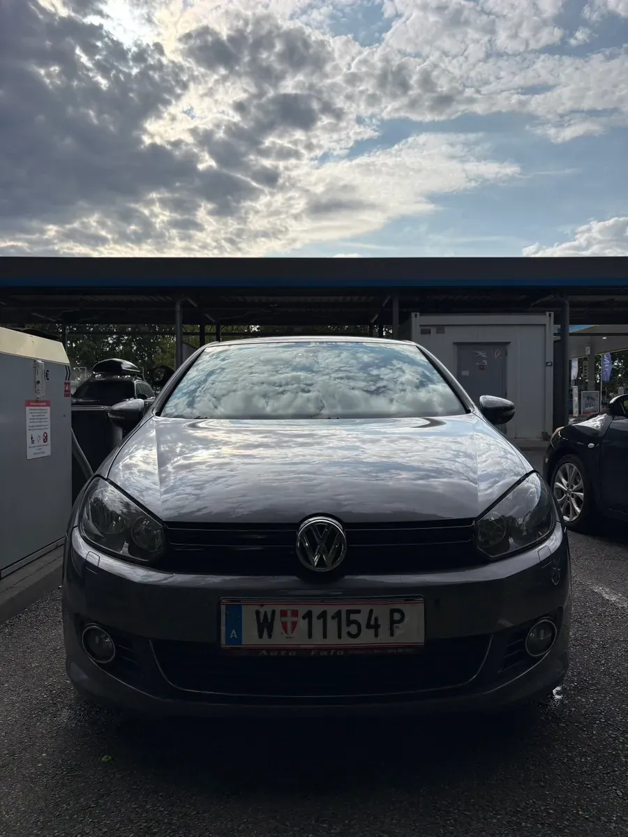 Volkswagen Golf 2011 photo 3