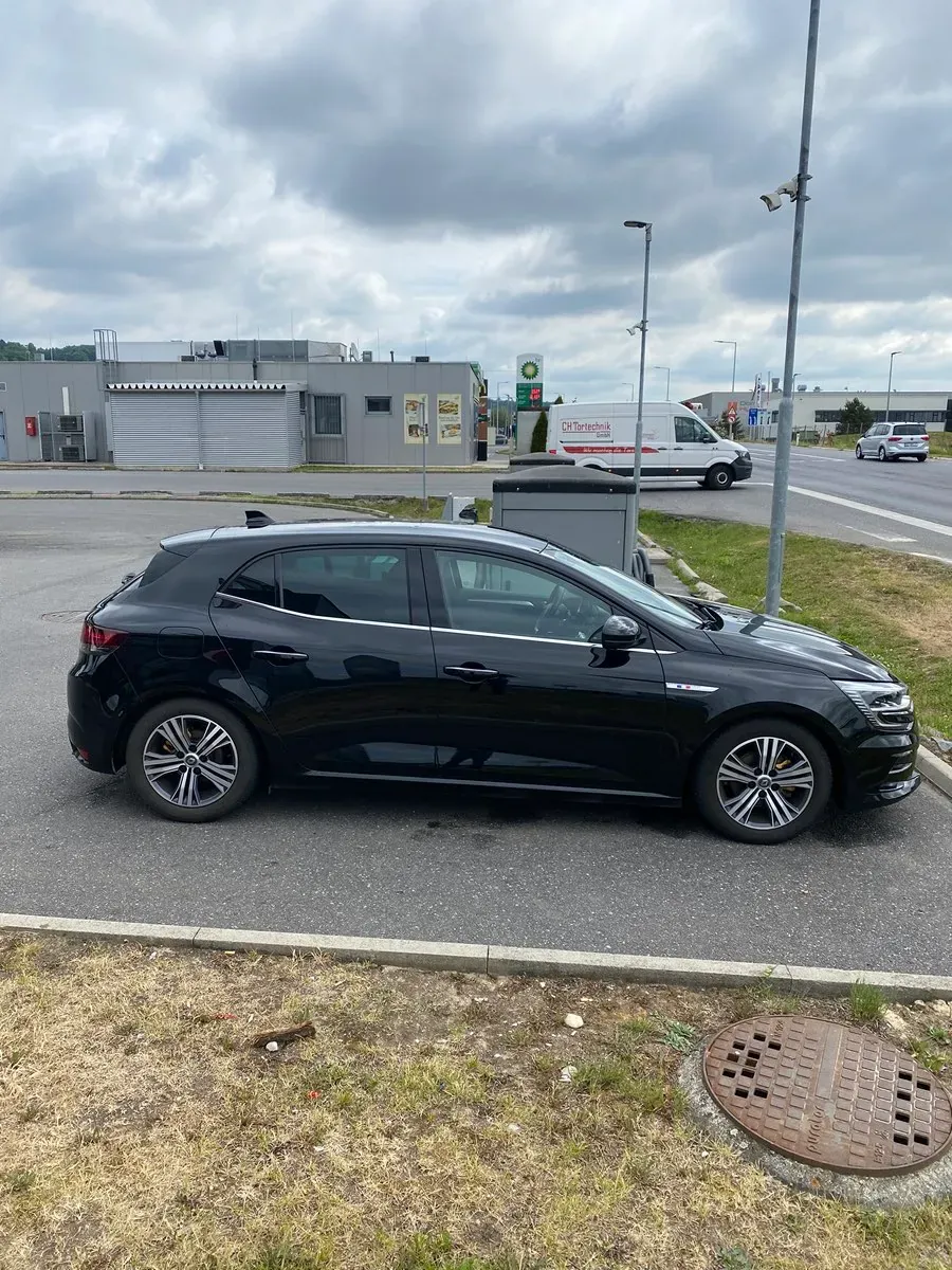 Renault Megane 2021 photo 3