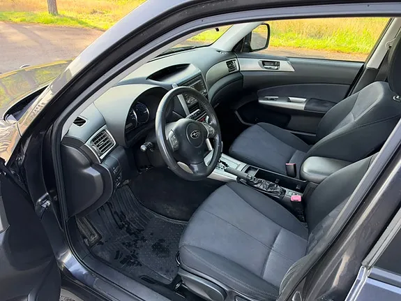 Subaru Forester 2010 photo 5