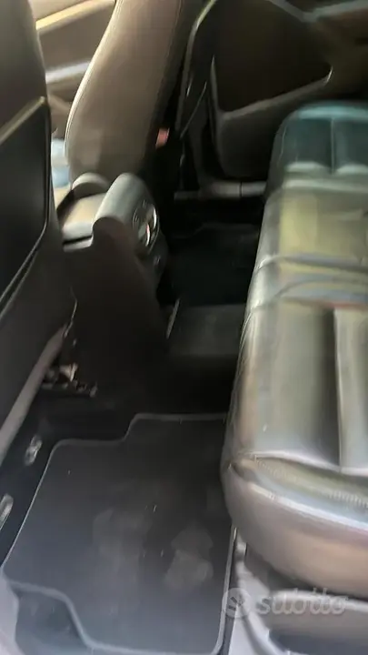 Volkswagen Tiguan 2012 photo 3