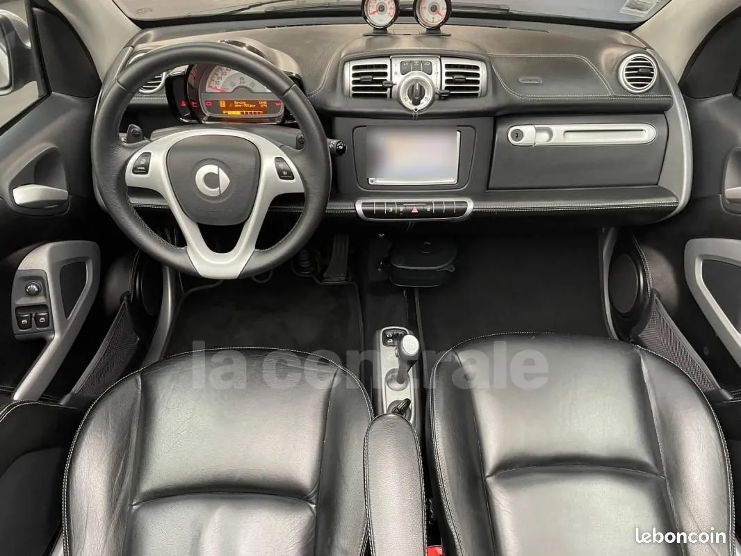 Smart Fortwo 2011 photo 3