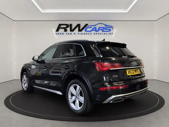 Audi Q5 2022 photo 3