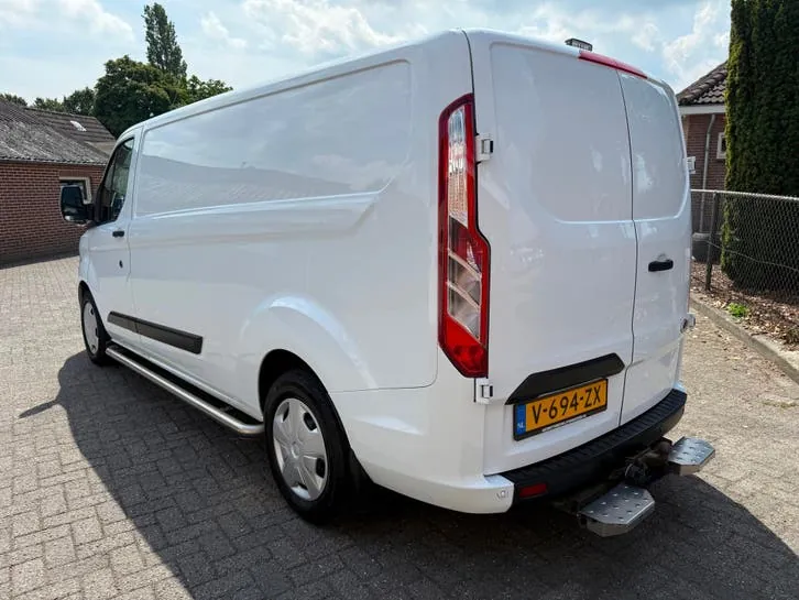 Ford Transit Custom 2019 photo 2