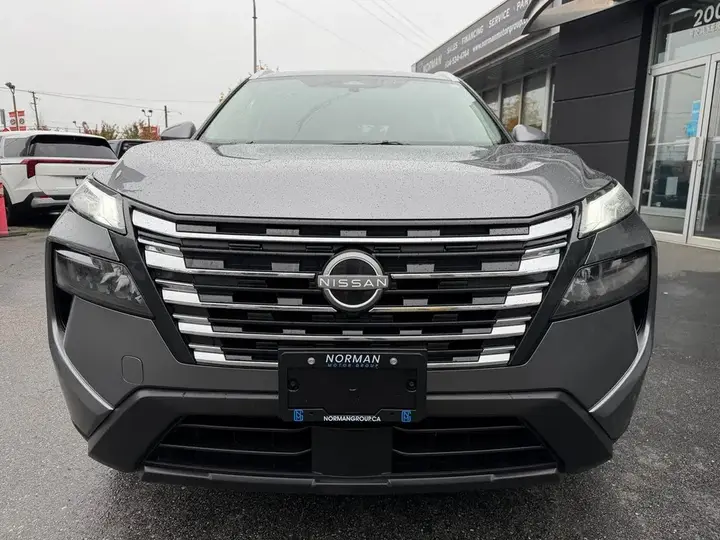 Nissan Rogue 2025 photo 2
