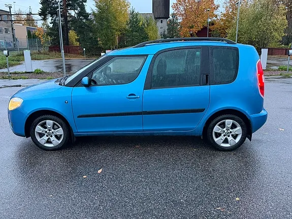 Skoda Roomster 2010 photo 4