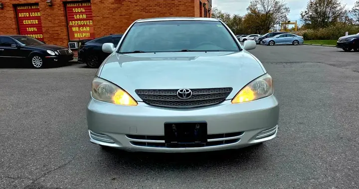 Toyota Camry 2003 photo 2