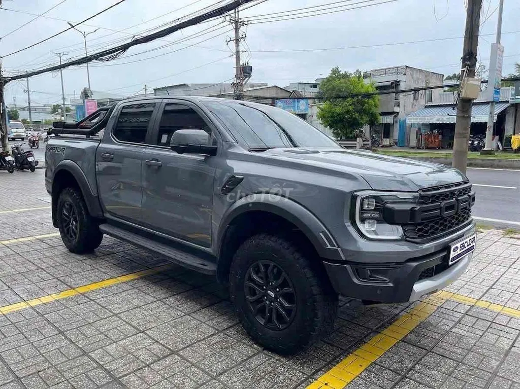 Ford Raptor 2024 photo 2