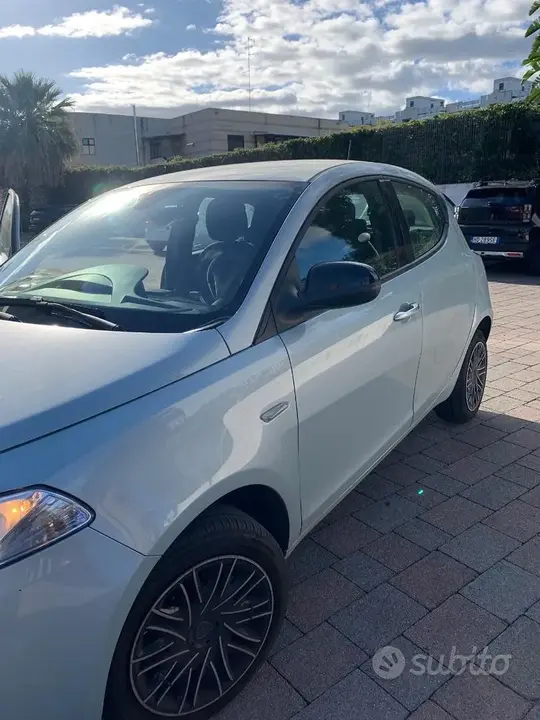 Lancia Ypsilon 2024 photo 3