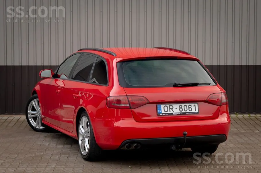 Audi A4 2012 photo 4