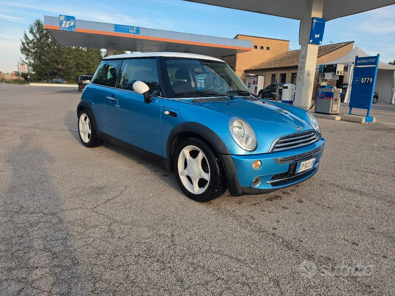 Mini Mini Cooper 2004 photo 2