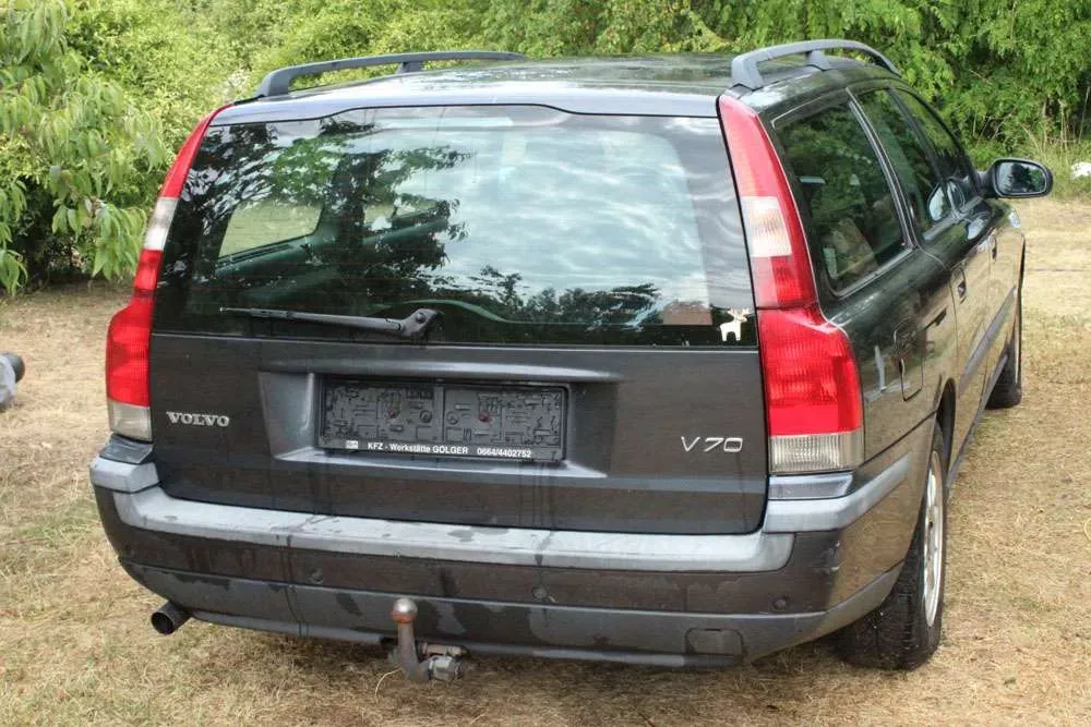 Volvo V70 2001 photo 2