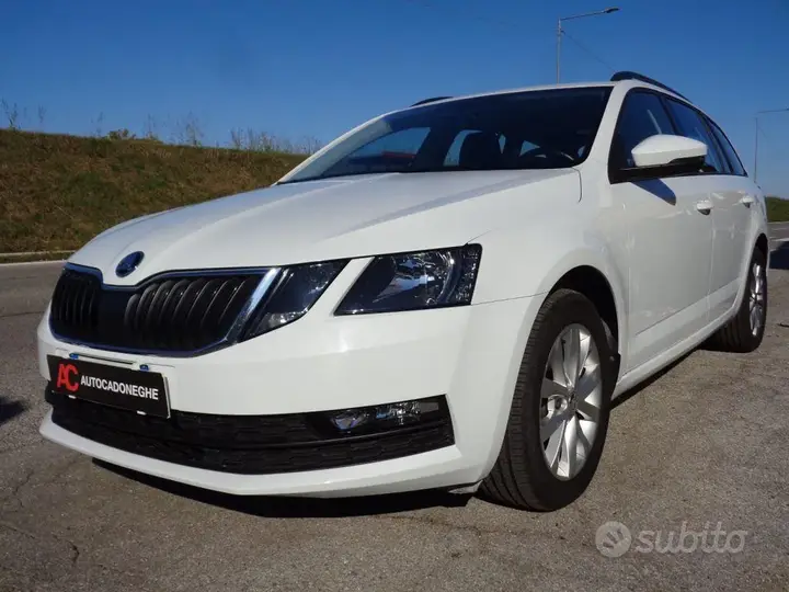 Skoda Octavia 2021 photo 3