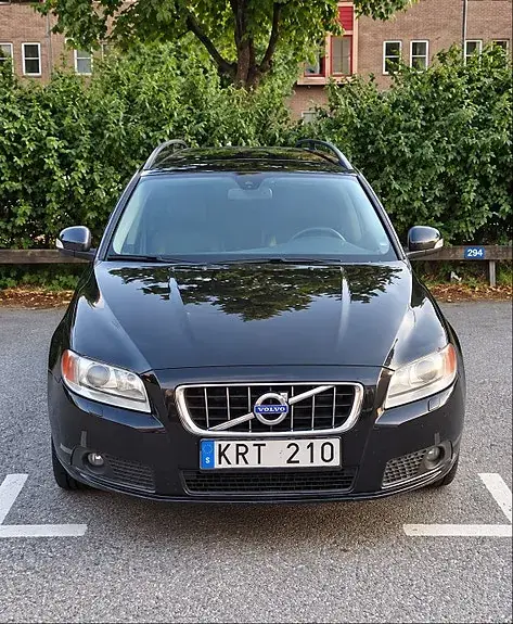 Volvo V70 2011 photo 3