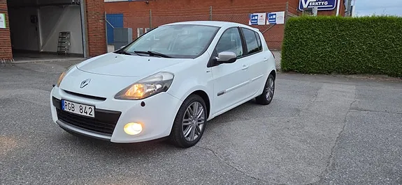 Renault Clio 2012 photo 2