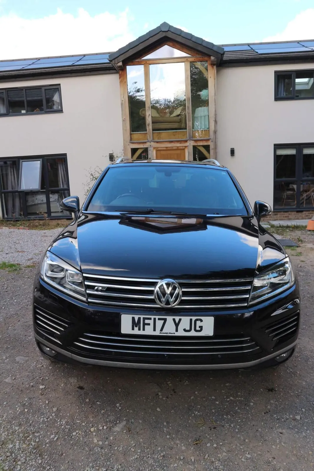 Volkswagen Touareg 2017 photo 2