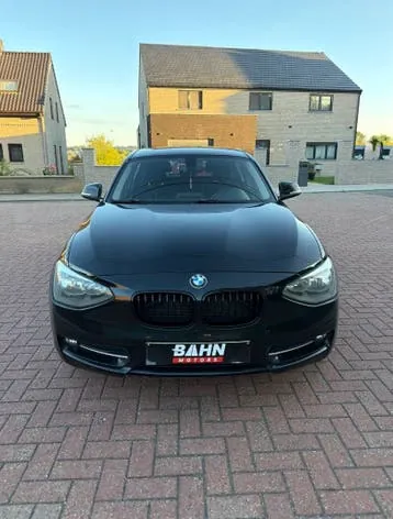 BMW 1 Series 2012 photo 2
