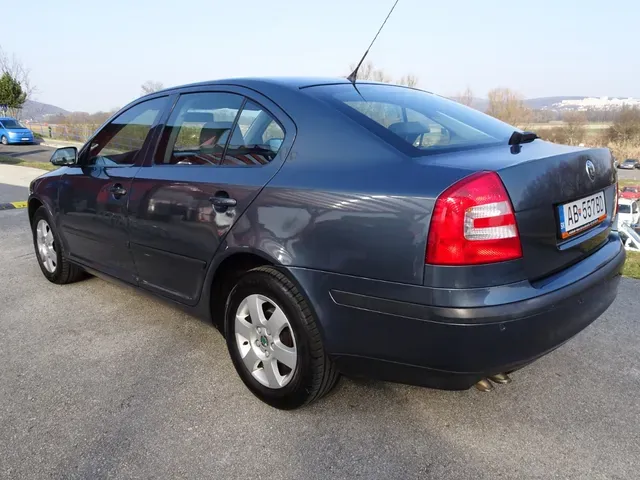 Skoda Octavia 2006 photo 3