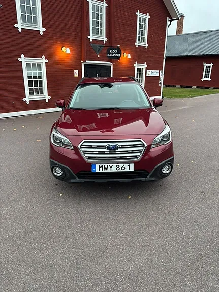 Subaru Outback 2015 photo 2