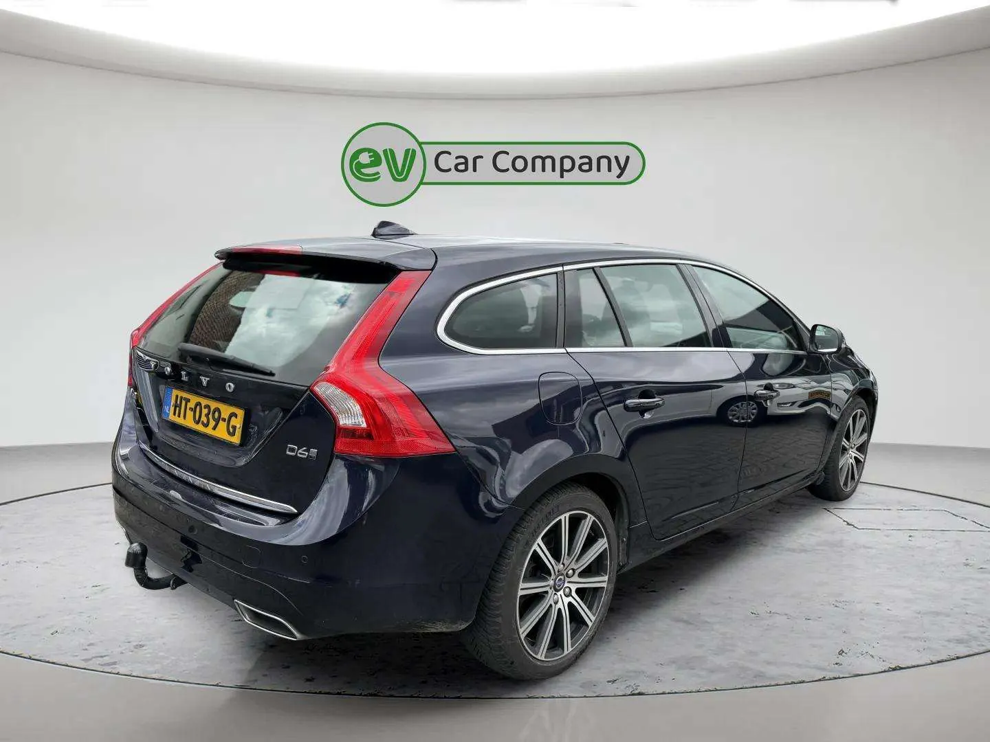 Volvo V60 2015 photo 3