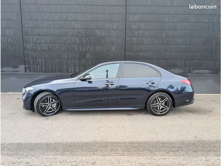 Mercedes-Benz C-Class 2022 photo 2