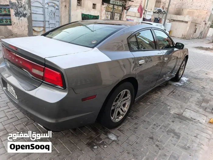 Dodge Charger 2011 photo 2