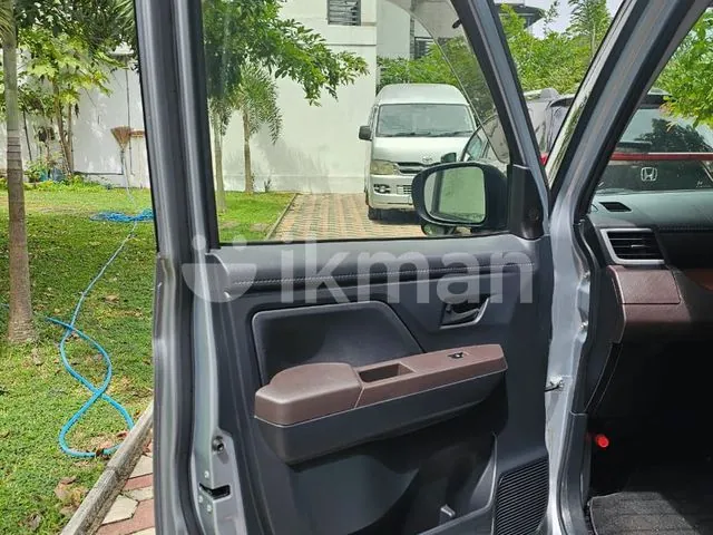 Toyota Roomy 2017 photo 4