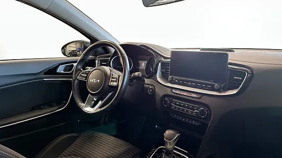Kia Xceed 2024 photo 3