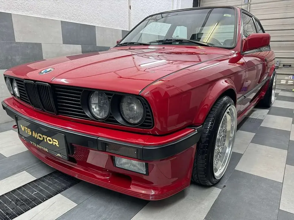 BMW 3 Series 1987 photo 3