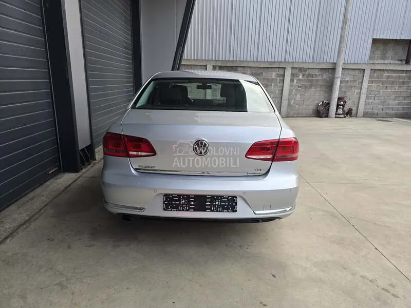 Volkswagen Passat 2012 photo 4