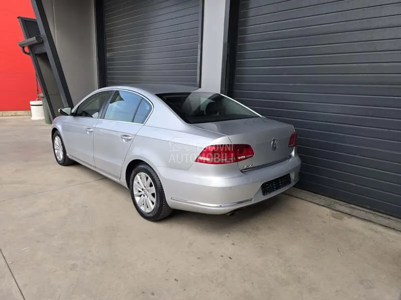 Volkswagen Passat 2012 photo 3