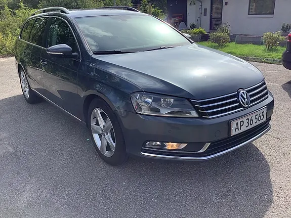 Volkswagen Passat 2014 photo 2