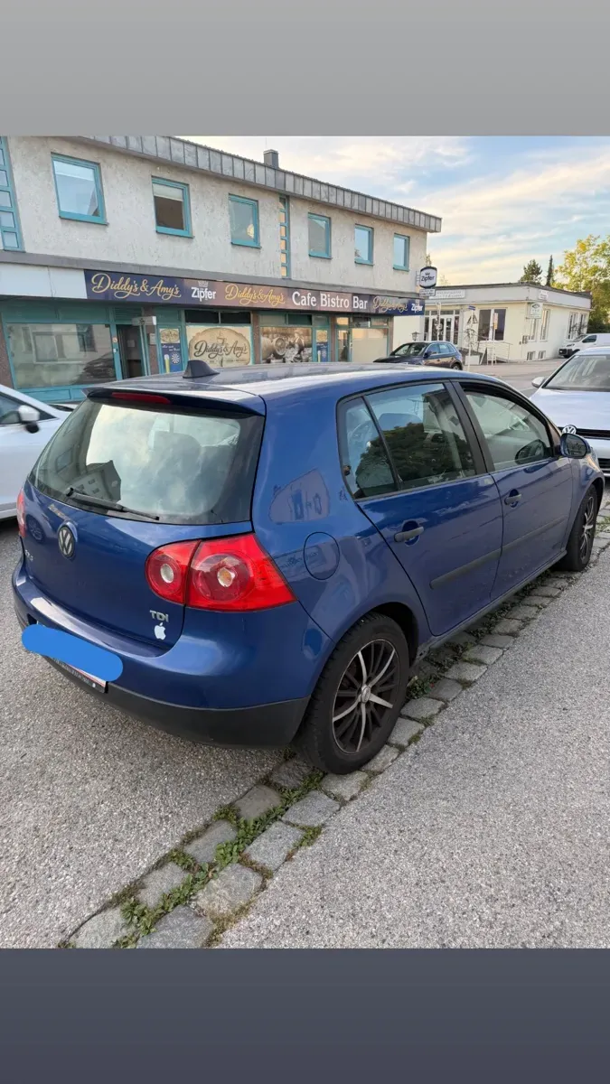 Volkswagen Golf 2005 photo 2