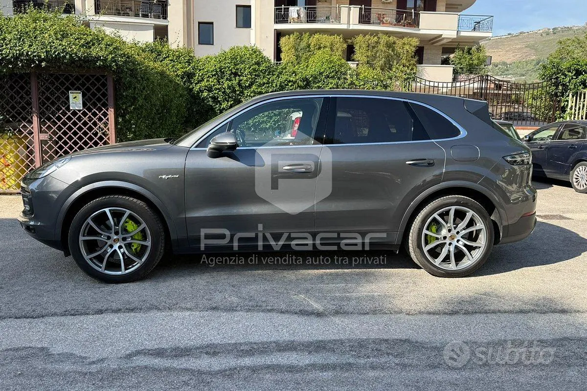 Porsche Cayenne 2021 photo 3