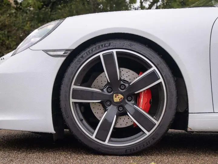 Porsche 911 2017 photo 3