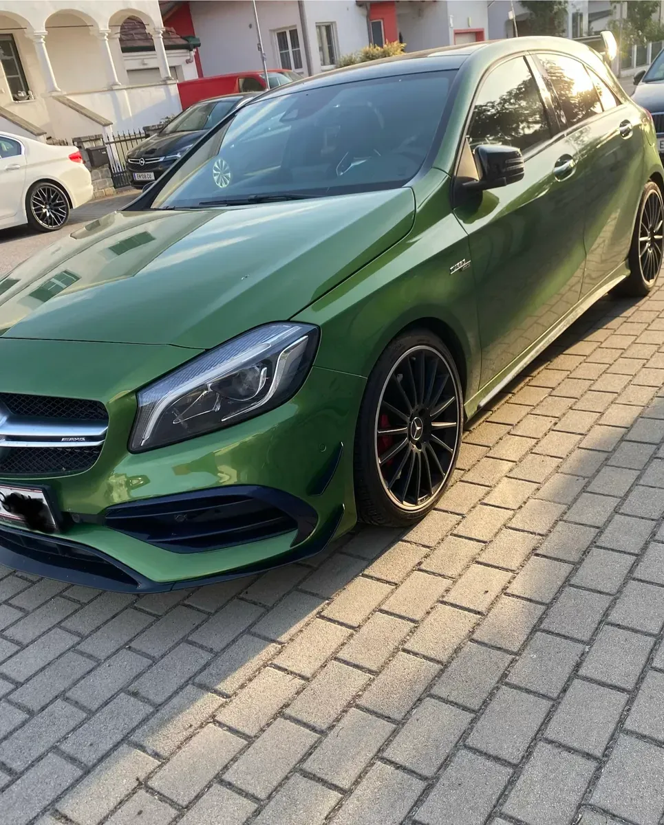 Mercedes-Benz A-Class 2015 photo 2