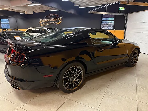 Ford Mustang 2013 photo 2
